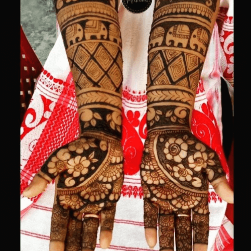 Simi Mehendi Artist