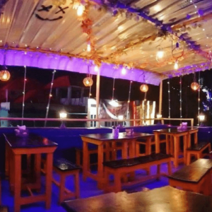 Cafe Woodbox Restaurant, Mahabhairab